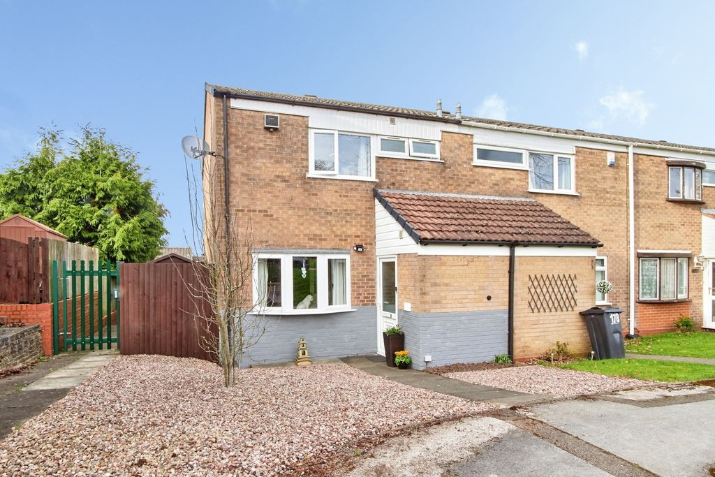 Property photo 2 of 20 Front