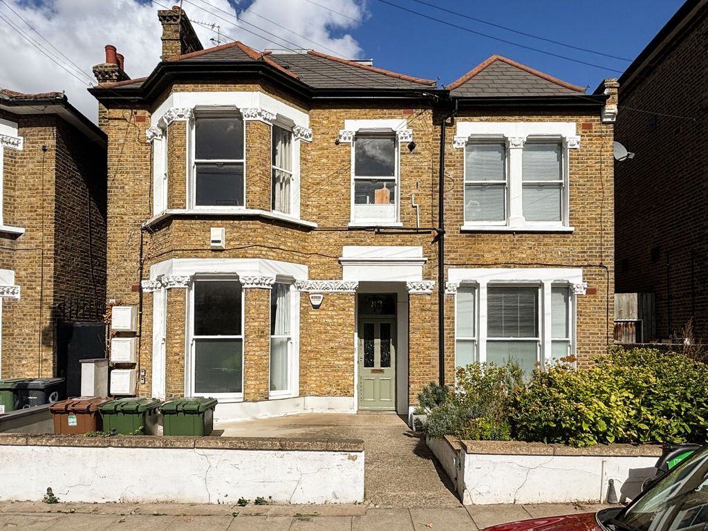 Property photo 2 of 13