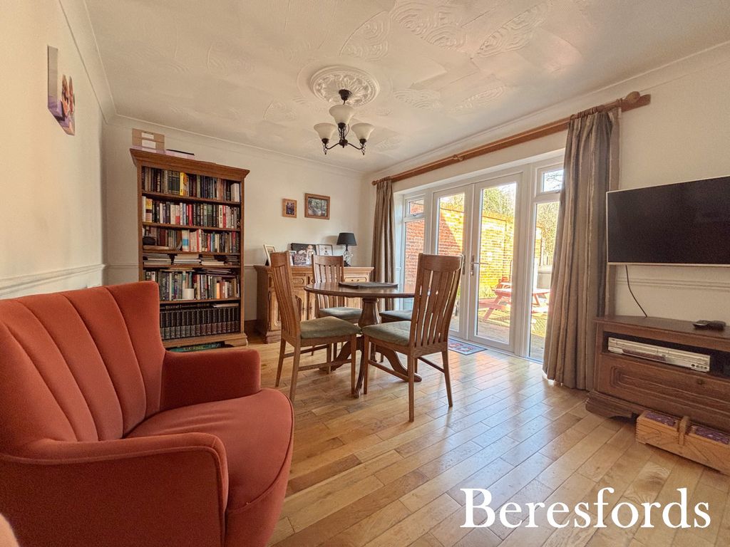 Property photo 2 of 13 Picture No. 14