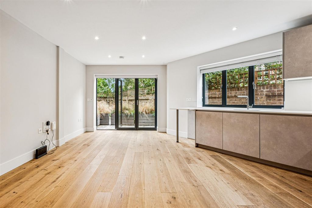 Property photo 1 of 16 10.Jpg