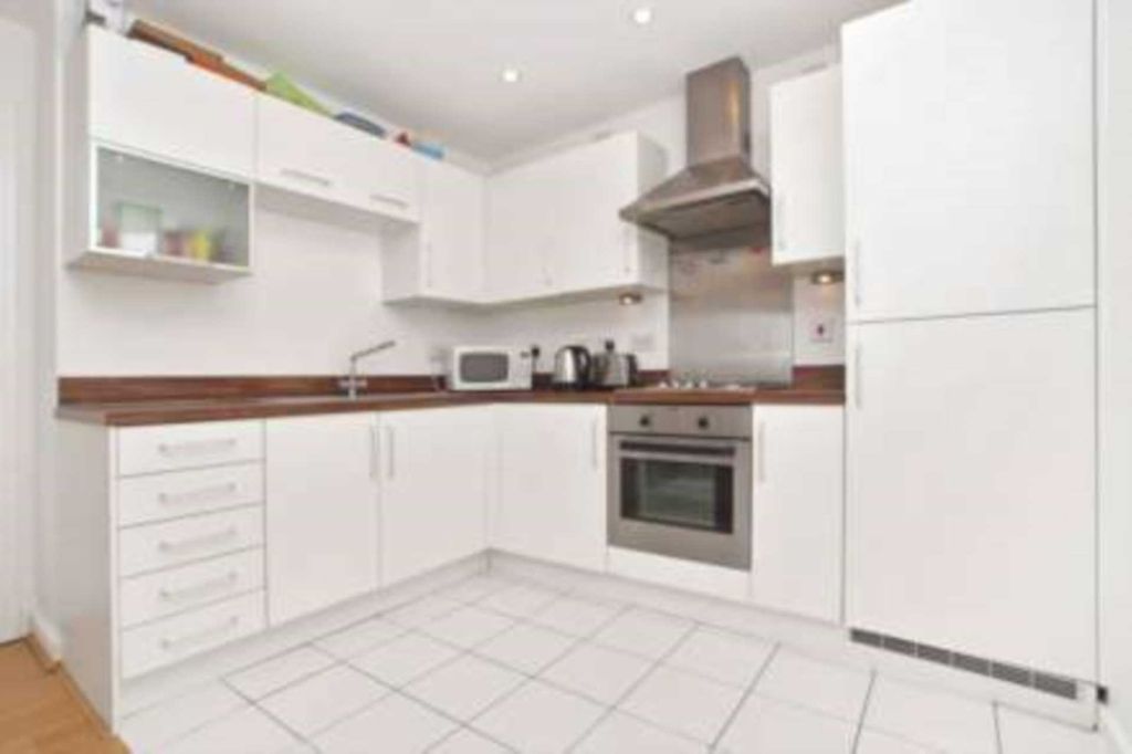 Property photo 3 of 8