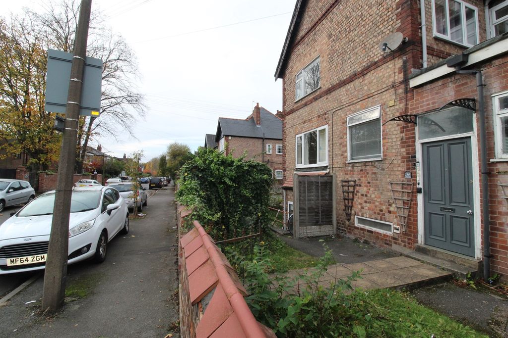 Property photo 1 of 6 (Main)