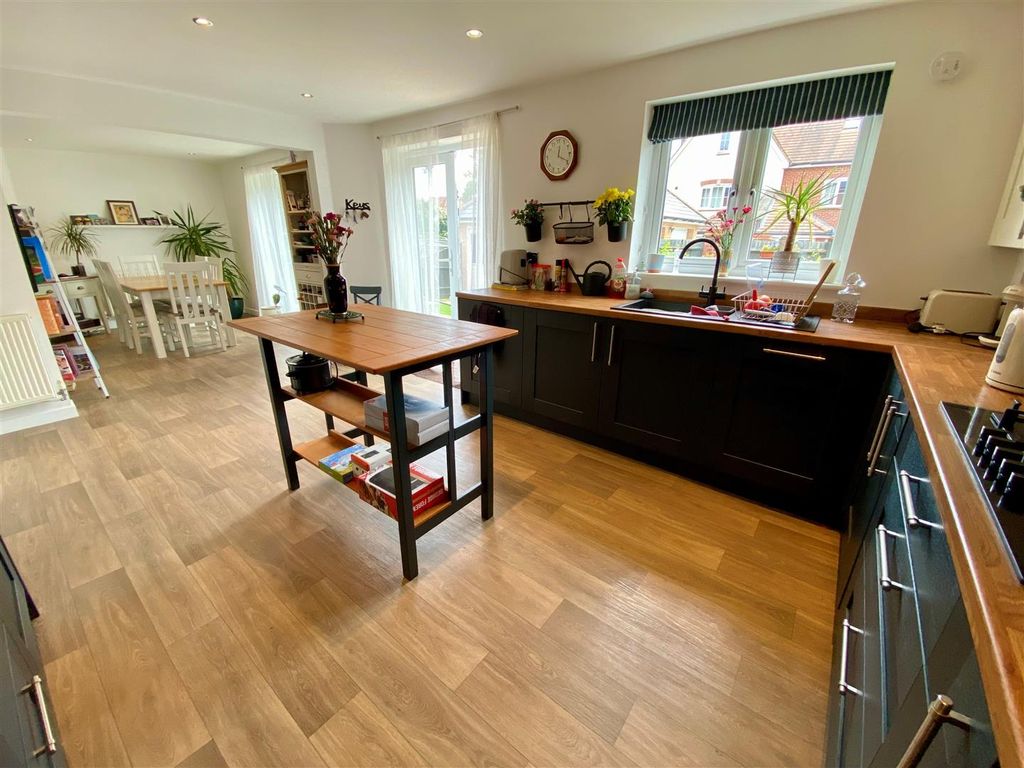 Property photo 2 of 18 Staniernewda2.Jpg