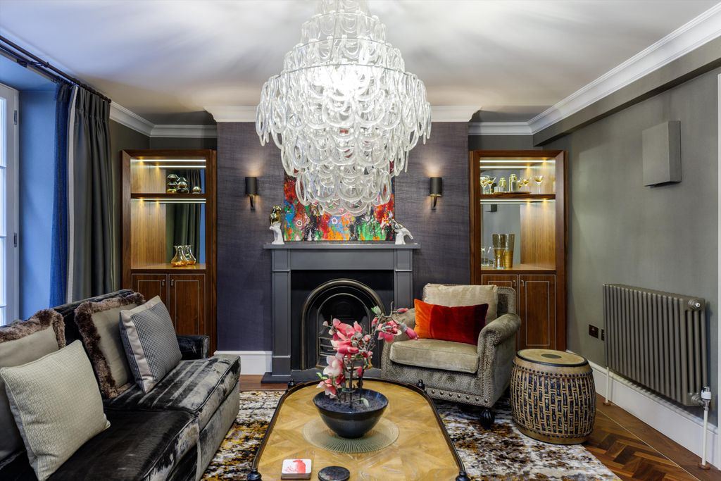 Property photo 3 of 18 Image