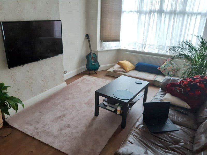 Property photo 2 of 12 Picture No. 18