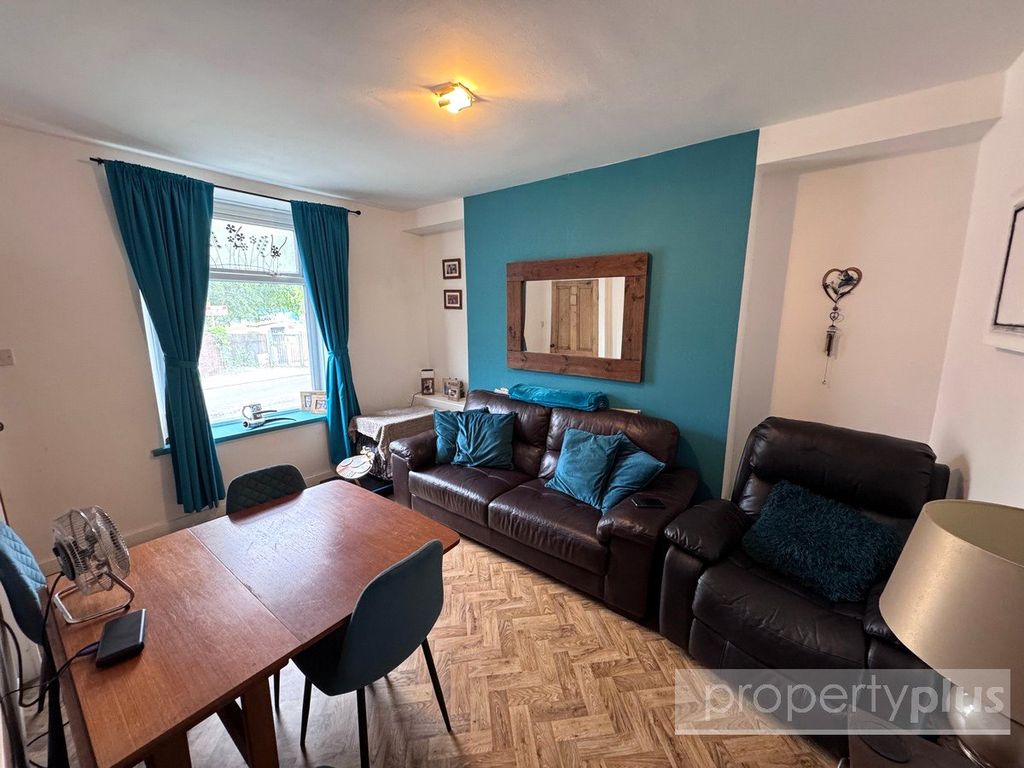 Property photo 2 of 9 Picture No. 03