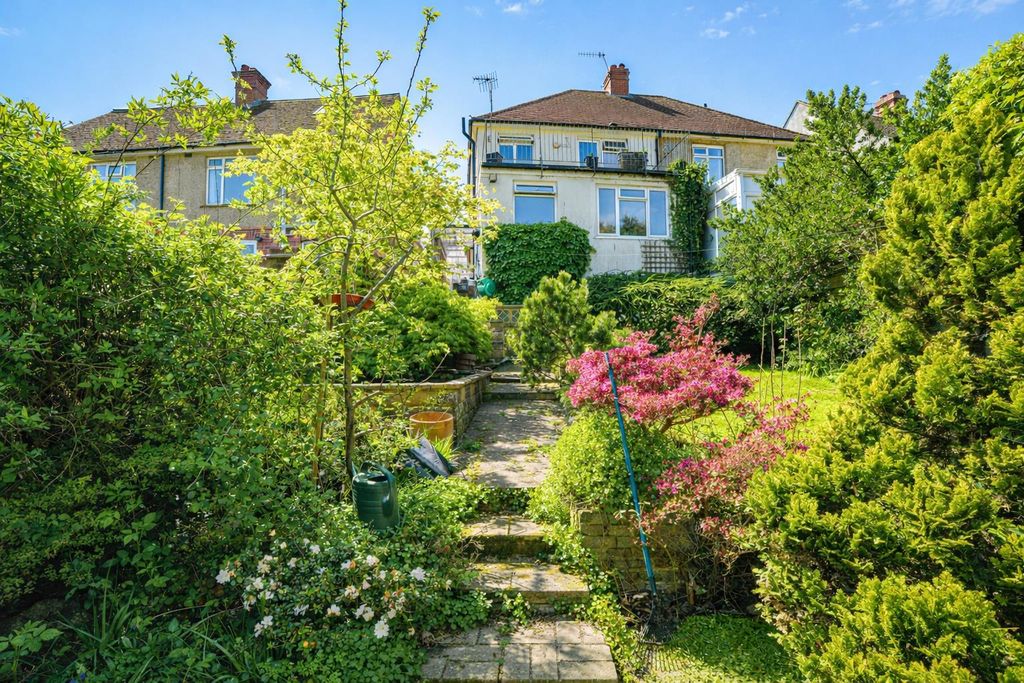 Property photo 2 of 23 8c850424-327c-4Fd5-A4Cf-1Eb00B7Fbfdc.Png