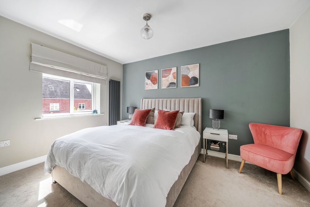 Additional image 14 of 4 bed town house for saleSt. Martins Field, Otley LS21