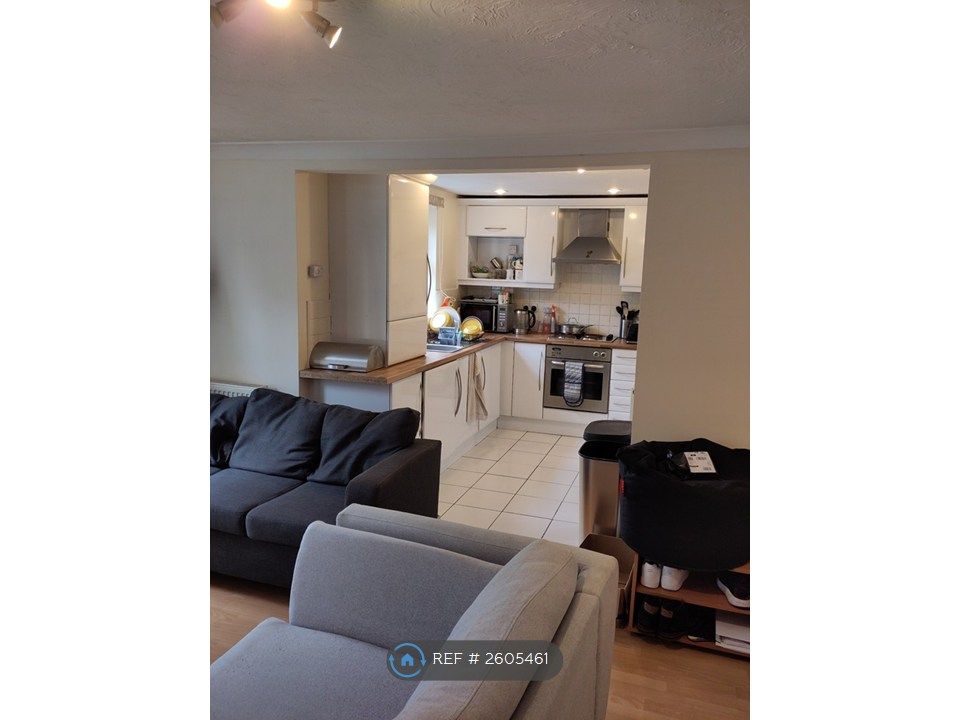 Property photo 2 of 7