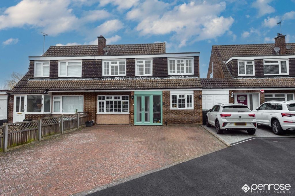 Property photo 1 of 15 4377621