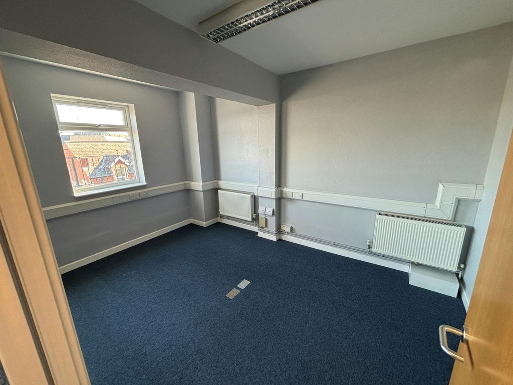 Property photo 3 of 5 Meeting Room Internal.Jpg