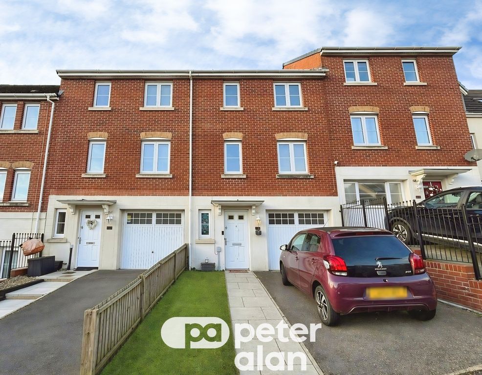 Property photo 1 of 2