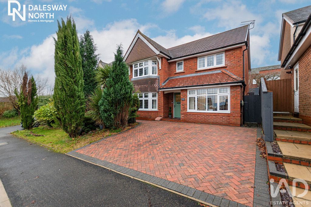 Property photo 1 of 22