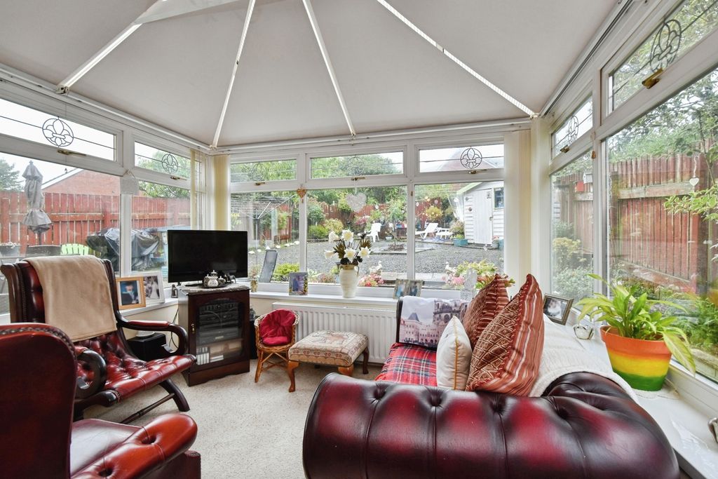 Property photo 2 of 31 Photo