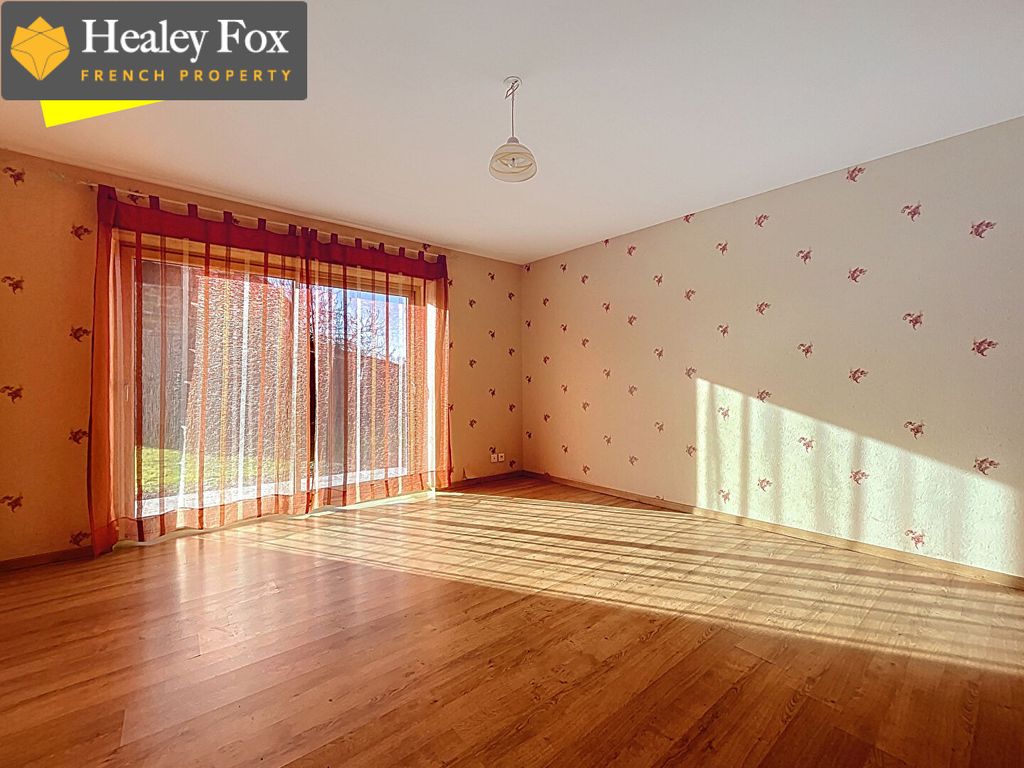 Property photo 3 of 18