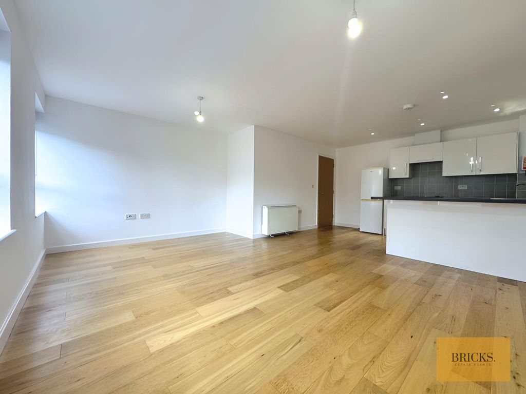 Property photo 3 of 22