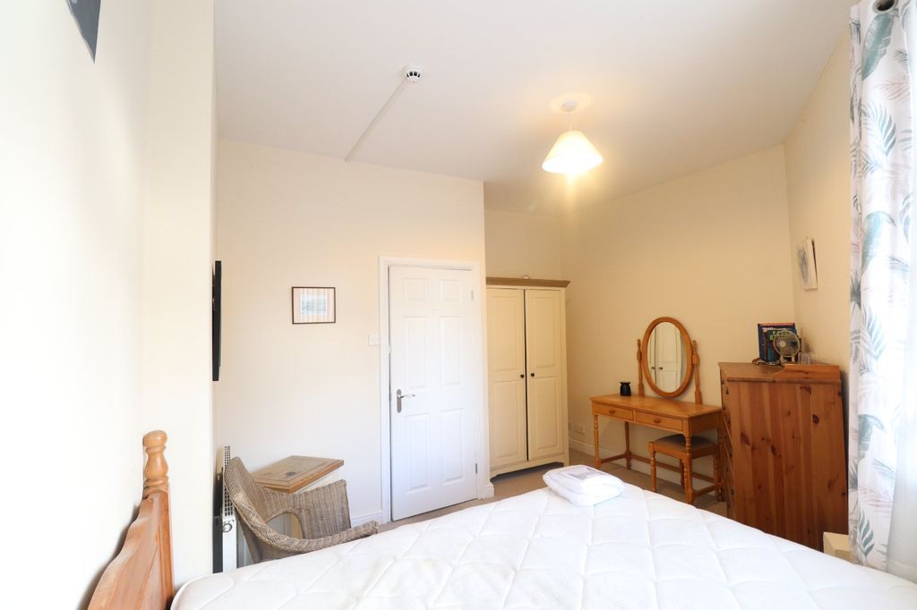 Property photo 3 of 10 Picture No. 16