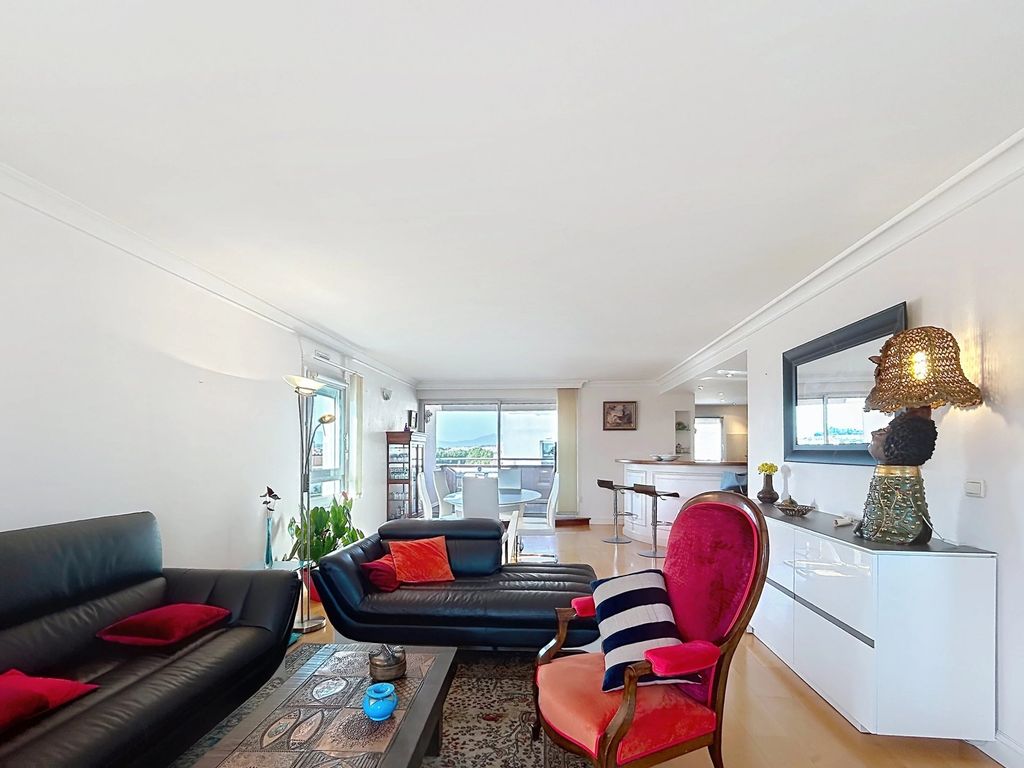 Property photo 2 of 11 B74B7E774c56Fc33Adb097Af0Adaf44B_099c9c4A7A_2896-Big