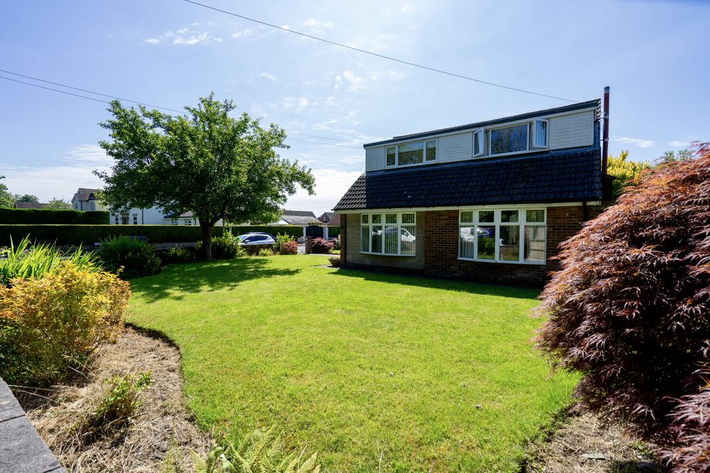 Property photo 1 of 35
