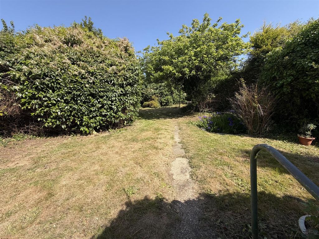 Property photo 3 of 15 4335 Garden.Jpeg