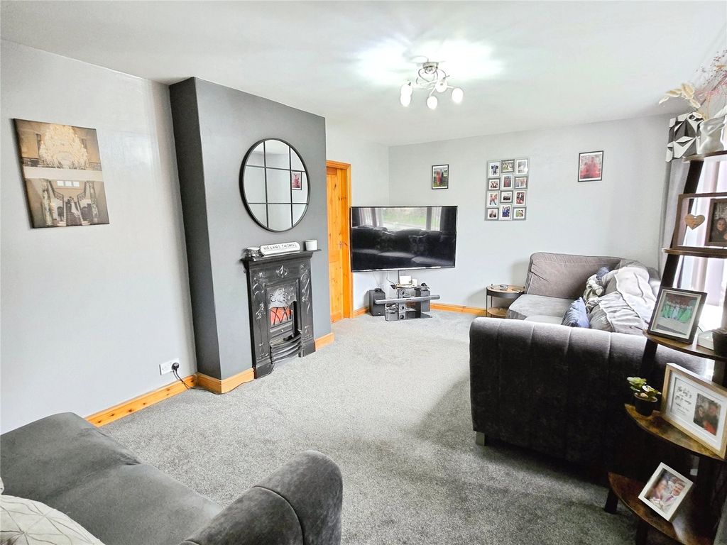 Property photo 2 of 15 Living Room