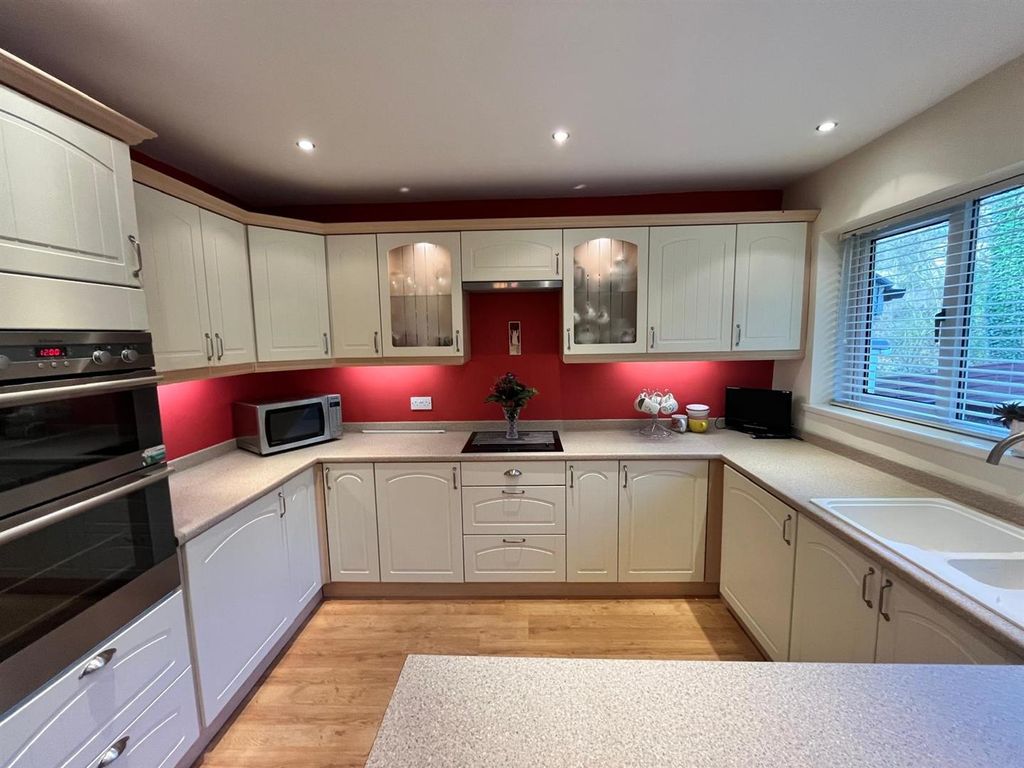 Property photo 3 of 39 Am (24).Jpeg