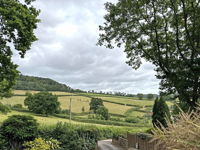 Property photo 1 of 21 Photo 19