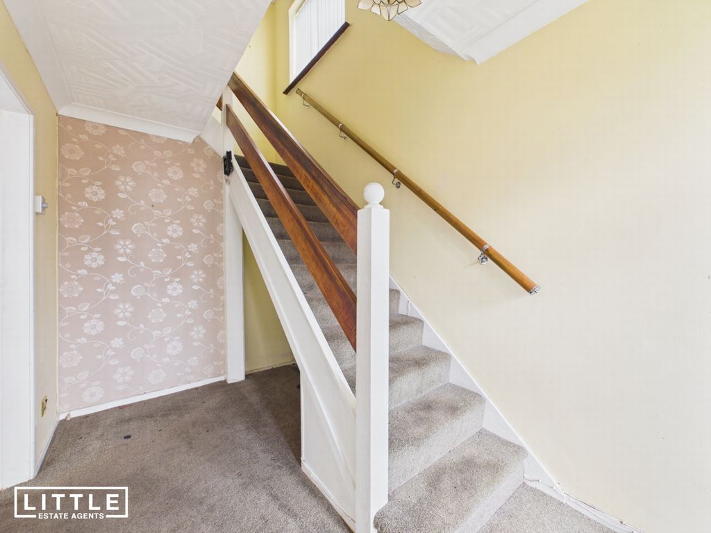Property photo 2 of 17 Photo 11