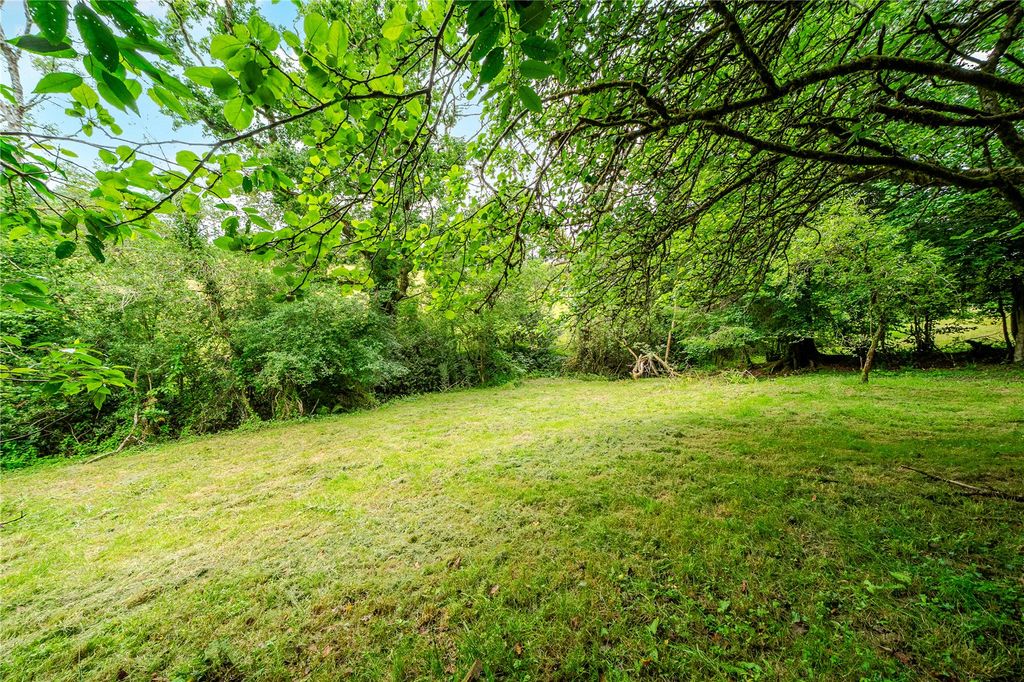 Property photo 2 of 16 Picture No. 04