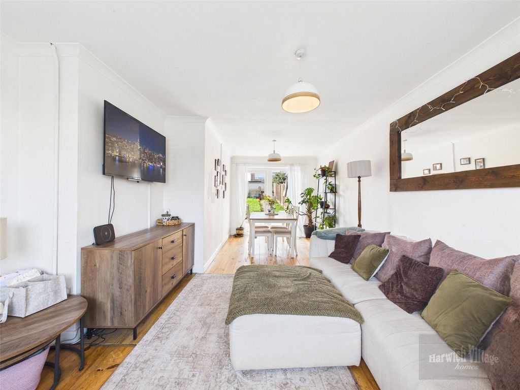 Property photo 2 of 12 Picture 2