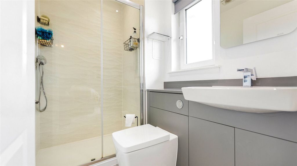 Additional image 19 of 5 bed detached house for saleBeech Path, East Calder, Livingston, West Lothian EH53