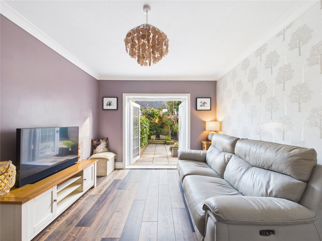 Property photo 2 of 13 Picture No. 04