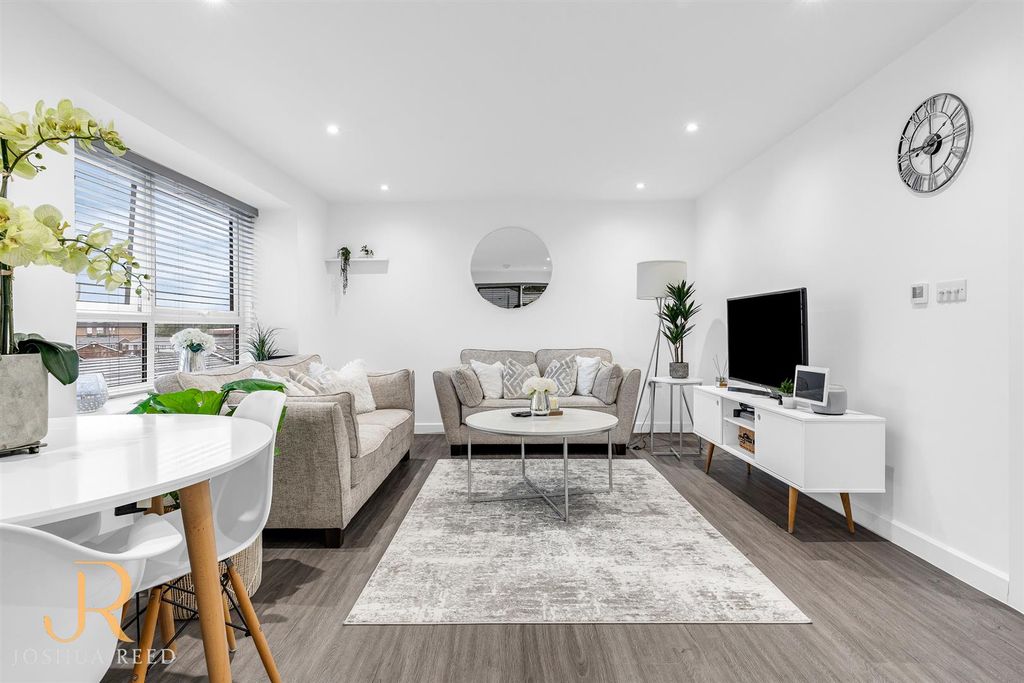 Property photo 2 of 16 Internal-8.Jpg