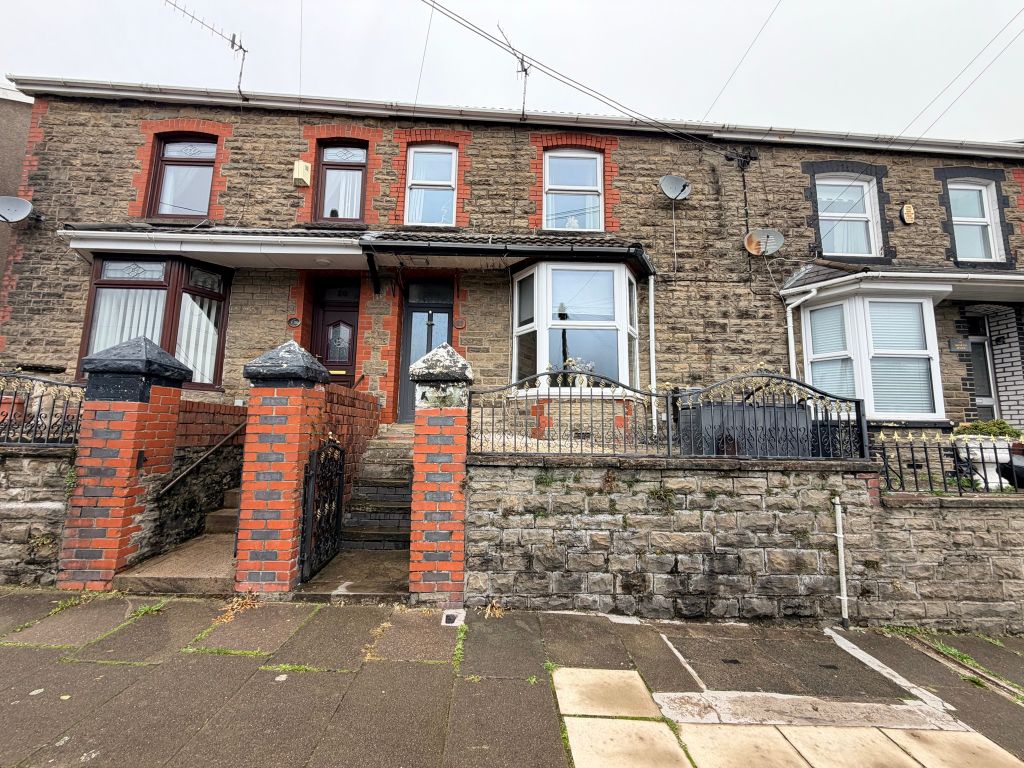 Property photo 2 of 36