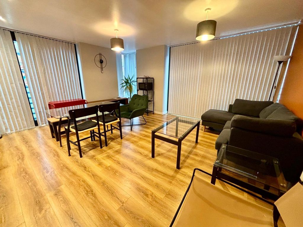 Property photo 3 of 9 Picture No. 21