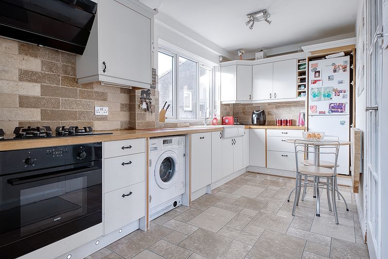Property photo 1 of 15 Kitchen