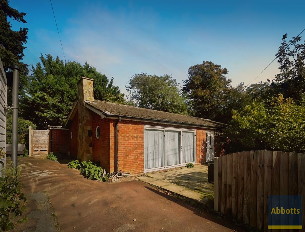 Property photo 1 of 11
