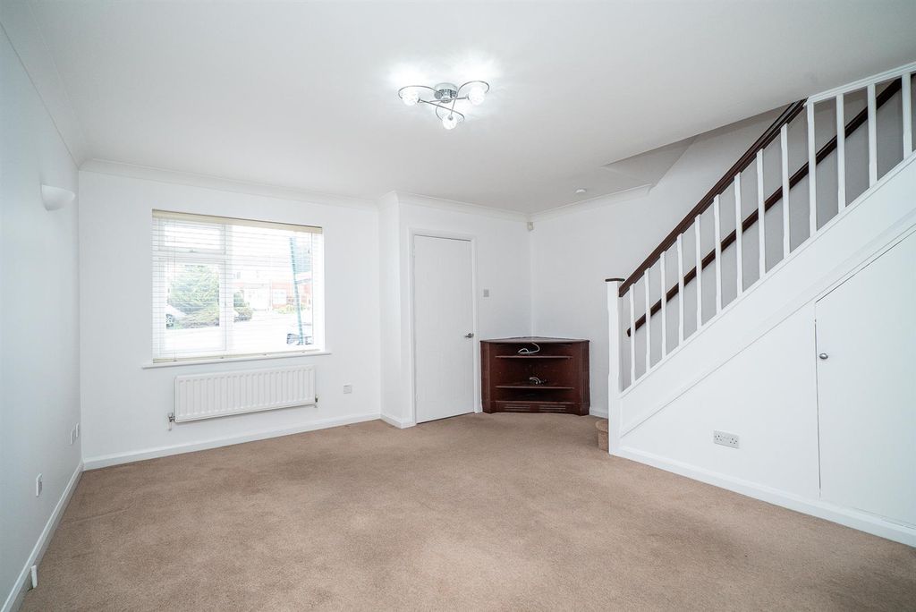 Property photo 2 of 18 30-Halsey-Park-1008.Jpg