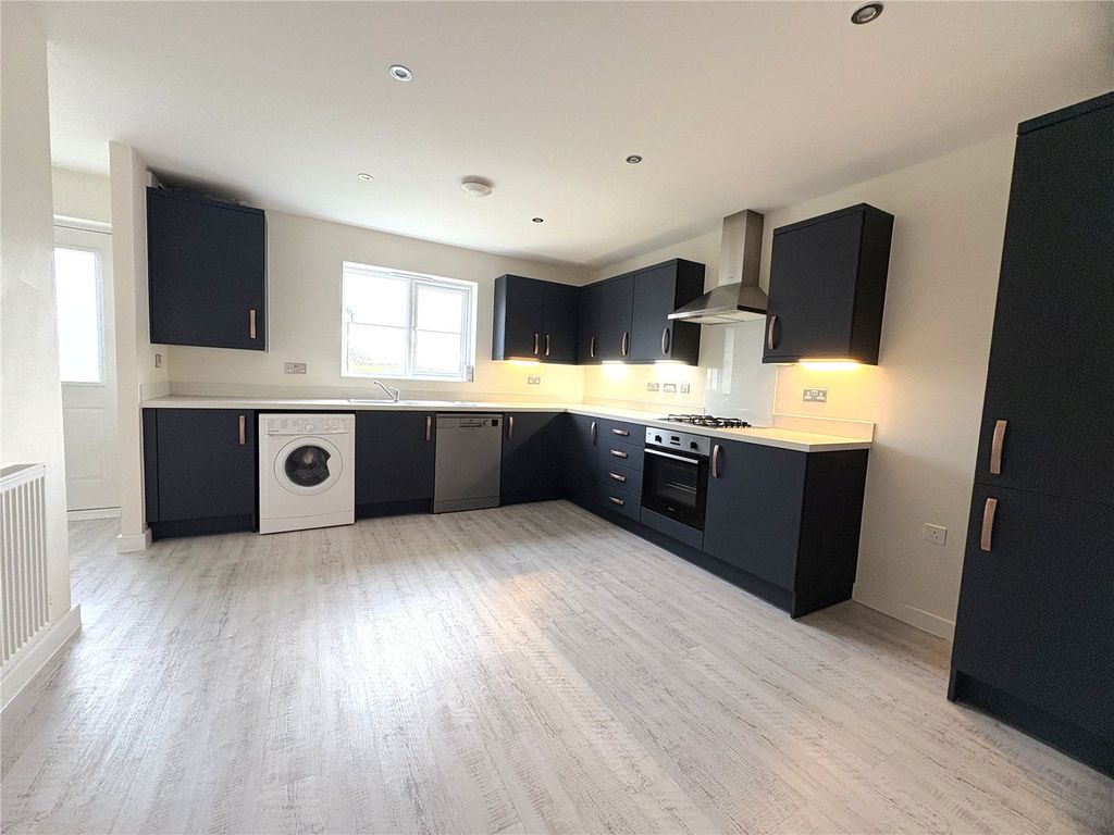 Property photo 2 of 15 Picture No. 60