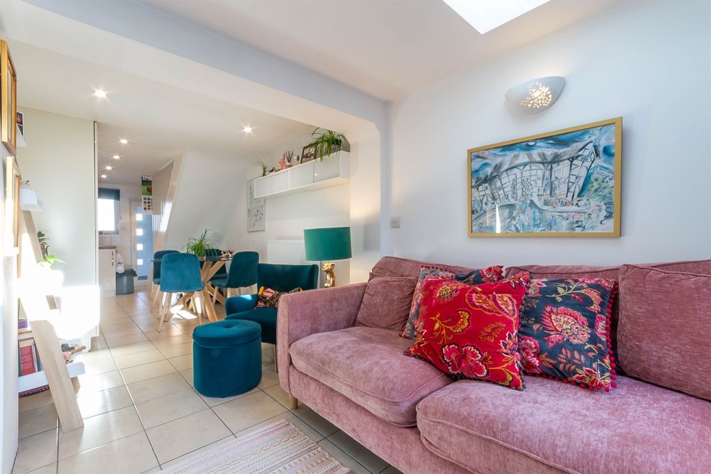 Property photo 2 of 13 Kitchen/Living Room