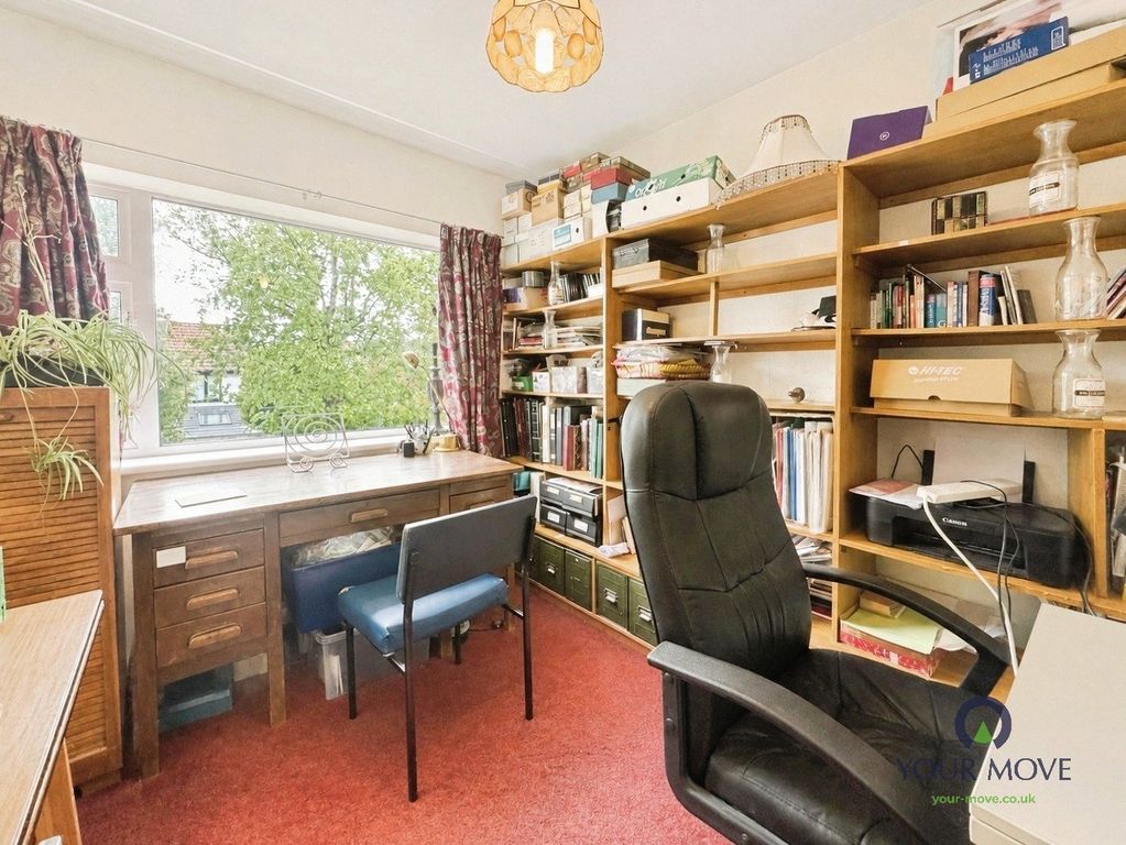 Property photo 3 of 11 Picture No. 18