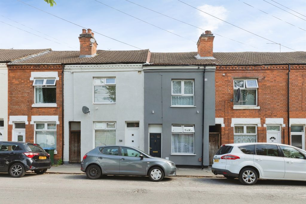 Property photo 1 of 12