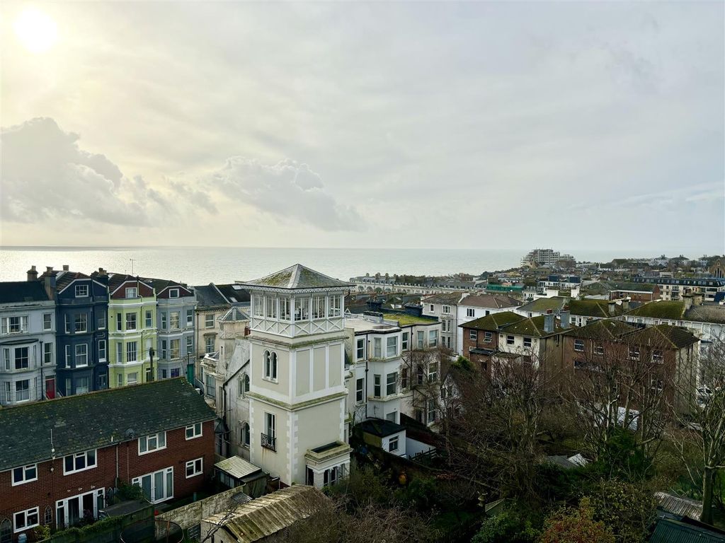 Property photo 2 of 15 Views