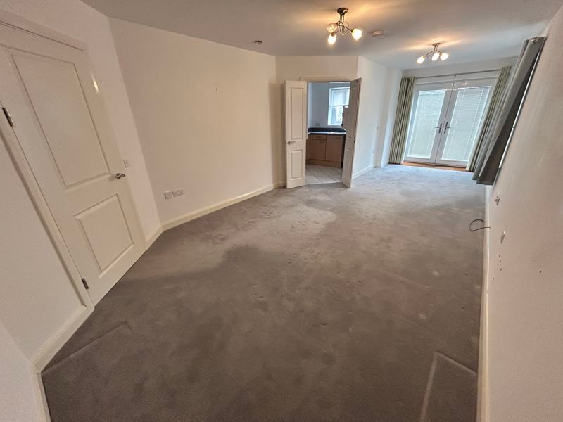Property photo 2 of 16 Photo 25
