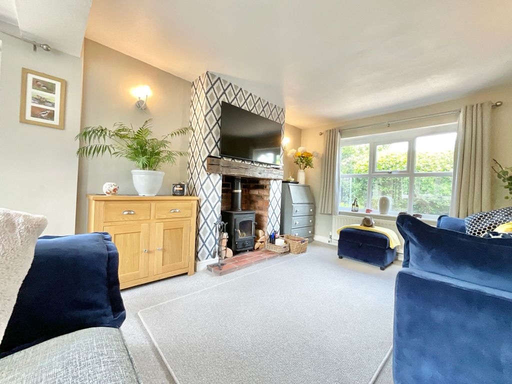 Property photo 3 of 34