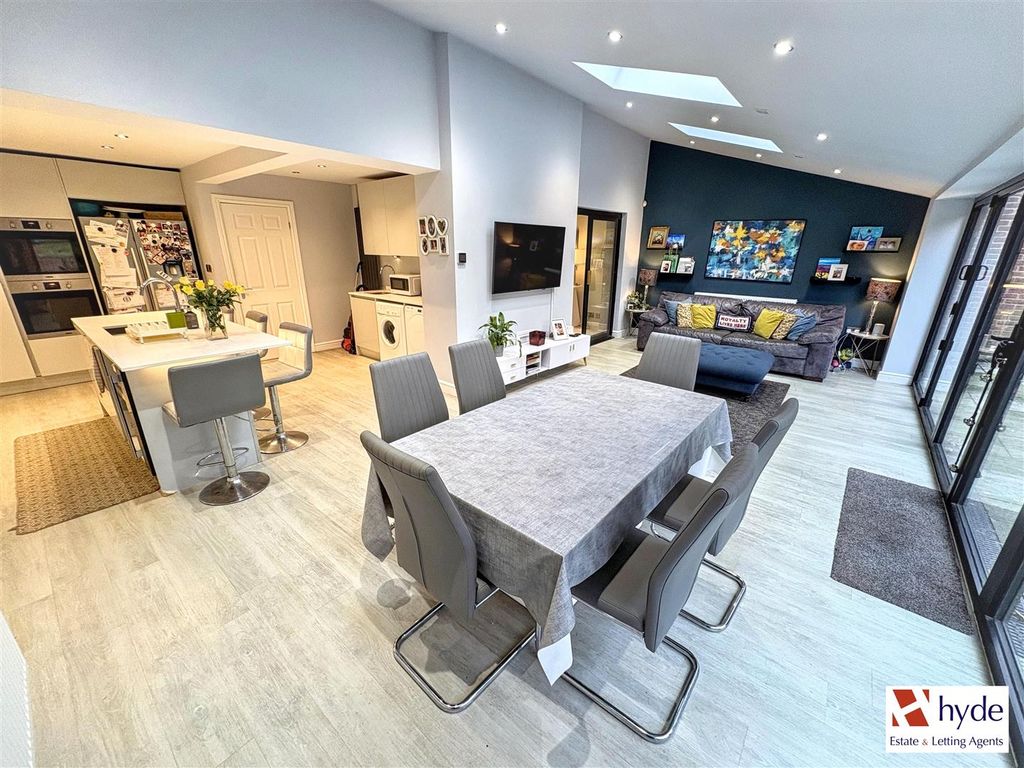 Property photo 2 of 34 Img_4266.Jpg