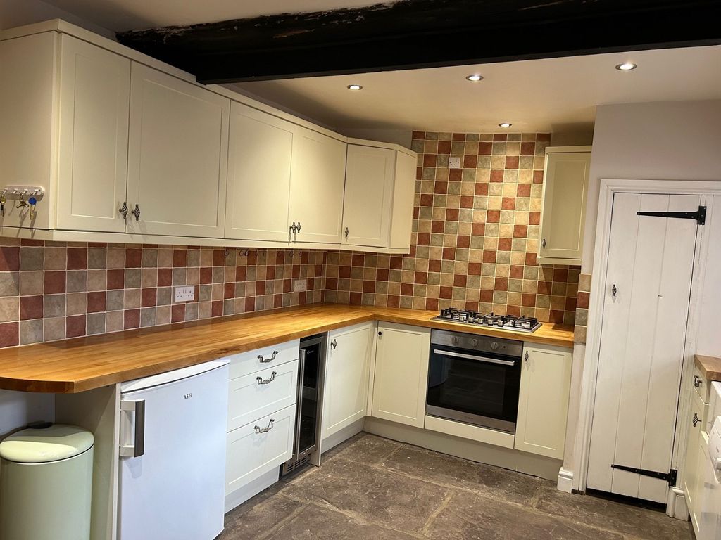 Property photo 3 of 15 Kitchen - Breakfast Room