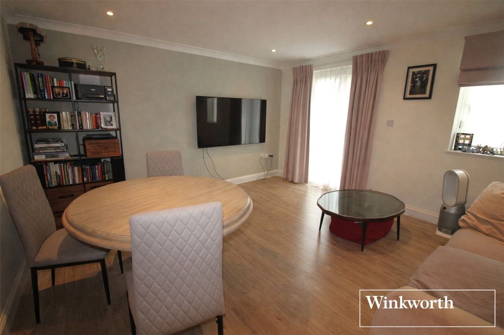 Property photo 2 of 6 Picture 2