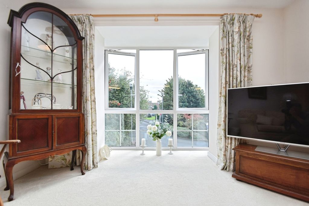 Property photo 3 of 12 Pbox-Img.Jpg