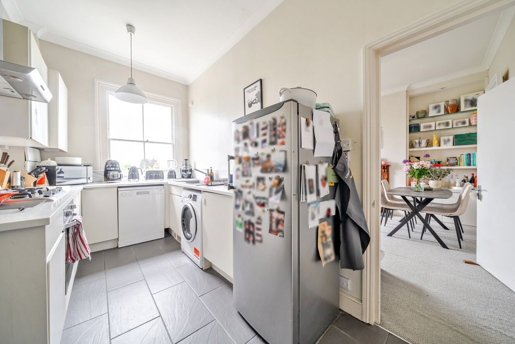 Property photo 3 of 8 1459182-11-6A06F7...
